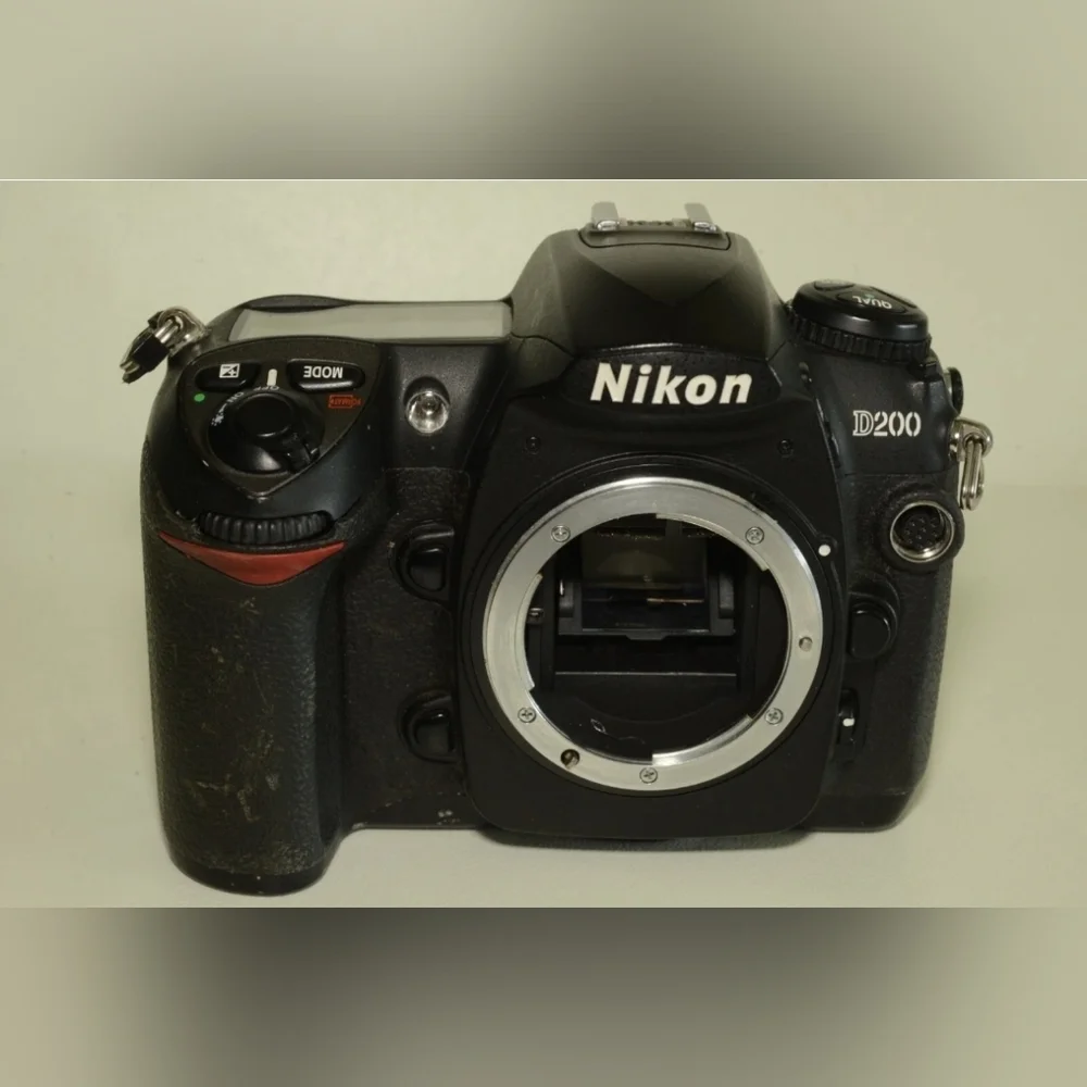 Nikon d200 including